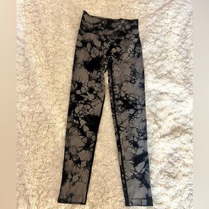 Only worn twice. In great condition. True to size